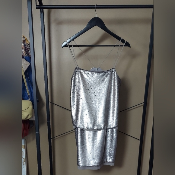 Banana Republic Sequin Mini Dress Size 4 - Picture 10 of 12
